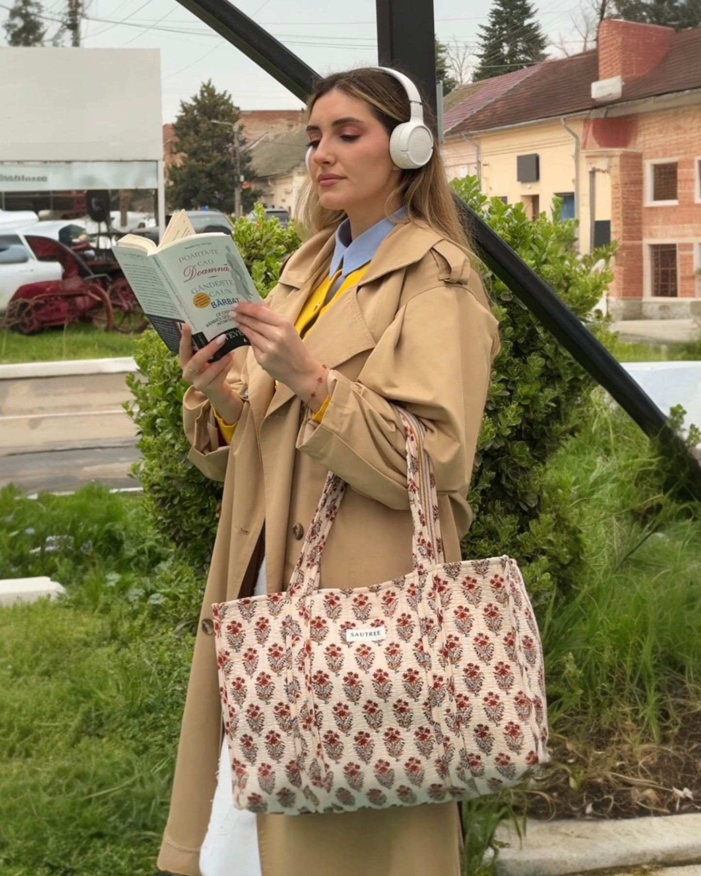 Red Buta Midi Tote Bag