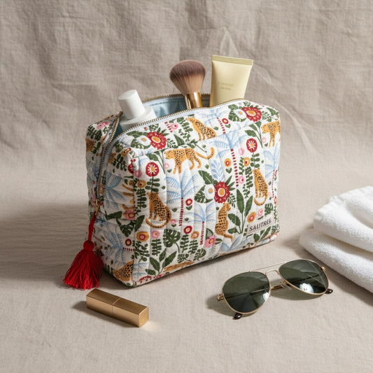 Green Jungle Escape Large Quilted Organiser