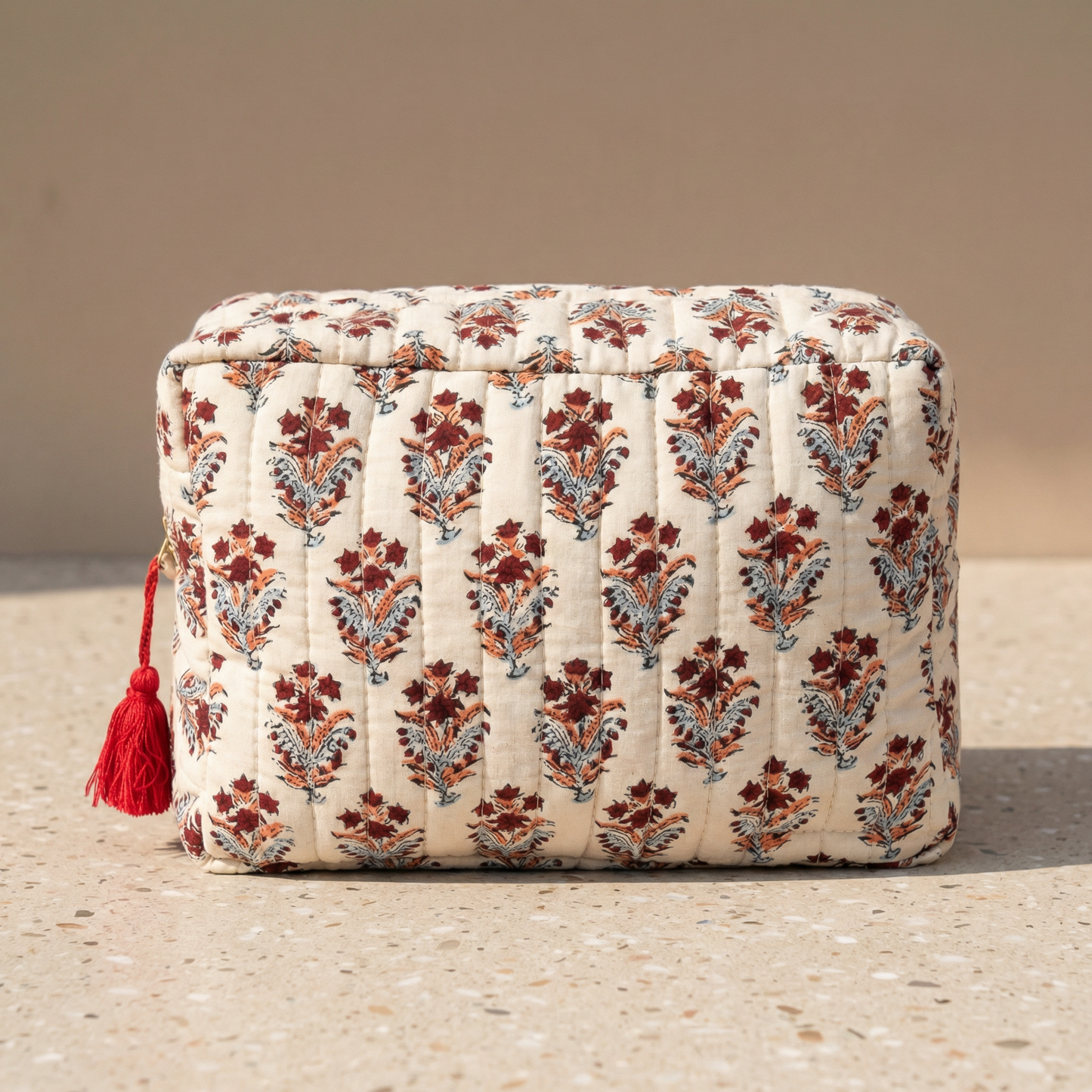 Red Buta Everyday Set
