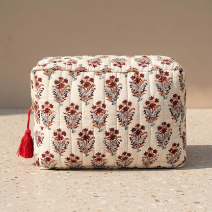 Red Buta Everyday Set