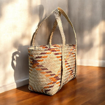 Handwoven water reed shoulder bag – sustainable and eco-friendly tote for women in the UK.